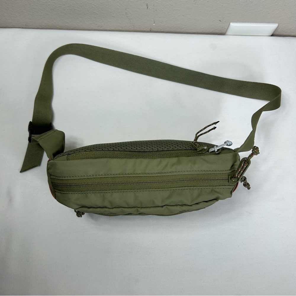 FJALLRAVEN Green Lightweight Unisex Minimalist Waterproof High Coast Hip Pack - Picture 8 of 16